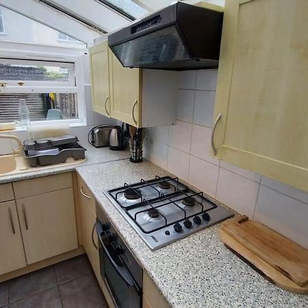Private Guest Rooms In Tooting Лондон Екстериор снимка